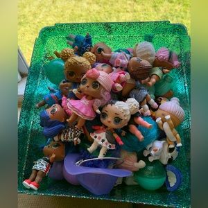 Over 20 LOL Dolls and accessories